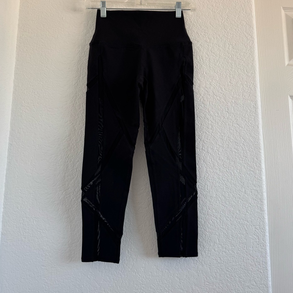 Alo Yoga crop Black Leggings